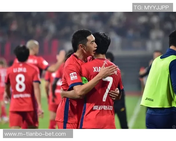 罗笛足球：从青训到职业生涯的蜕变与成就探索