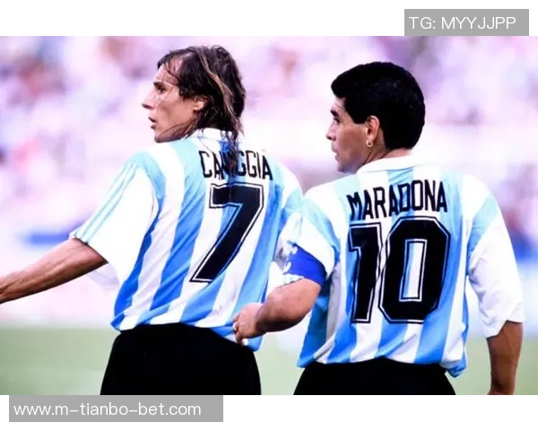 足球大师与豪门球员的传奇故事与辉煌成就探秘